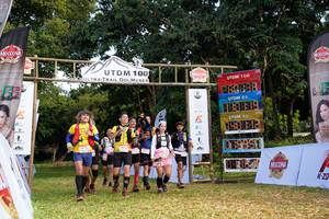 BIB: 100, 09951
                            <button type="button" onclick="openModal(13266636)" class="btn btn-primary btn-sm float-right btn-popup" data-toggle="modal" data-target=".modal-high-quality">
                        <i class="fas fa-shopping-cart"></i> Add to Cart
                    </button>
                                            <button type="button" onclick="isThisMe(13266636, true)" class="btn btn-success btn-sm float-right btn-popup btn-isme hidden" data-toggle="tooltip" data-placement="bottom" title="นี่คือรูปของคุณใช่ไหม คลิกที่นี่เพื่อเอาเข้าอัลบั้ม">
                        <i class="fas fa-plus"></i> Add to album
                    </button>
                    <button type="button" onclick="isThisMe(13266636, false)" class="btn btn-warning btn-sm float-right btn-popup btn-isnotme hidden">
                        <i class="fas fa-ban"></i> Remove from album
                    </button>