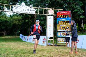 BIB: 100, 255221, 209
                            <button type="button" onclick="openModal(13266591)" class="btn btn-primary btn-sm float-right btn-popup" data-toggle="modal" data-target=".modal-high-quality">
                        <i class="fas fa-shopping-cart"></i> Add to Cart
                    </button>
                                            <button type="button" onclick="isThisMe(13266591, true)" class="btn btn-success btn-sm float-right btn-popup btn-isme hidden" data-toggle="tooltip" data-placement="bottom" title="นี่คือรูปของคุณใช่ไหม คลิกที่นี่เพื่อเอาเข้าอัลบั้ม">
                        <i class="fas fa-plus"></i> Add to album
                    </button>
                    <button type="button" onclick="isThisMe(13266591, false)" class="btn btn-warning btn-sm float-right btn-popup btn-isnotme hidden">
                        <i class="fas fa-ban"></i> Remove from album
                    </button>