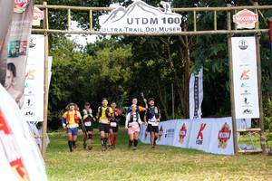 BIB: 100
                            <button type="button" onclick="openModal(13266629)" class="btn btn-primary btn-sm float-right btn-popup" data-toggle="modal" data-target=".modal-high-quality">
                        <i class="fas fa-shopping-cart"></i> Add to Cart
                    </button>
                                            <button type="button" onclick="isThisMe(13266629, true)" class="btn btn-success btn-sm float-right btn-popup btn-isme hidden" data-toggle="tooltip" data-placement="bottom" title="นี่คือรูปของคุณใช่ไหม คลิกที่นี่เพื่อเอาเข้าอัลบั้ม">
                        <i class="fas fa-plus"></i> Add to album
                    </button>
                    <button type="button" onclick="isThisMe(13266629, false)" class="btn btn-warning btn-sm float-right btn-popup btn-isnotme hidden">
                        <i class="fas fa-ban"></i> Remove from album
                    </button>