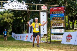 BIB: 100
                            <button type="button" onclick="openModal(13266607)" class="btn btn-primary btn-sm float-right btn-popup" data-toggle="modal" data-target=".modal-high-quality">
                        <i class="fas fa-shopping-cart"></i> Add to Cart
                    </button>
                                            <button type="button" onclick="isThisMe(13266607, true)" class="btn btn-success btn-sm float-right btn-popup btn-isme hidden" data-toggle="tooltip" data-placement="bottom" title="นี่คือรูปของคุณใช่ไหม คลิกที่นี่เพื่อเอาเข้าอัลบั้ม">
                        <i class="fas fa-plus"></i> Add to album
                    </button>
                    <button type="button" onclick="isThisMe(13266607, false)" class="btn btn-warning btn-sm float-right btn-popup btn-isnotme hidden">
                        <i class="fas fa-ban"></i> Remove from album
                    </button>