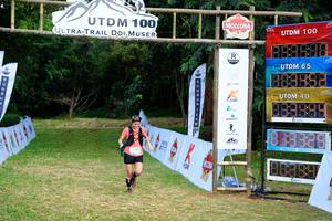 BIB: 100
                            <button type="button" onclick="openModal(13266316)" class="btn btn-primary btn-sm float-right btn-popup" data-toggle="modal" data-target=".modal-high-quality">
                        <i class="fas fa-shopping-cart"></i> Add to Cart
                    </button>
                                            <button type="button" onclick="isThisMe(13266316, true)" class="btn btn-success btn-sm float-right btn-popup btn-isme hidden" data-toggle="tooltip" data-placement="bottom" title="นี่คือรูปของคุณใช่ไหม คลิกที่นี่เพื่อเอาเข้าอัลบั้ม">
                        <i class="fas fa-plus"></i> Add to album
                    </button>
                    <button type="button" onclick="isThisMe(13266316, false)" class="btn btn-warning btn-sm float-right btn-popup btn-isnotme hidden">
                        <i class="fas fa-ban"></i> Remove from album
                    </button>