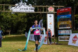 BIB: 100, 214, 
                            <button type="button" onclick="openModal(13307053)" class="btn btn-primary btn-sm float-right btn-popup" data-toggle="modal" data-target=".modal-high-quality">
                        <i class="fas fa-shopping-cart"></i> Add to Cart
                    </button>
                                            <button type="button" onclick="isThisMe(13307053, true)" class="btn btn-success btn-sm float-right btn-popup btn-isme hidden" data-toggle="tooltip" data-placement="bottom" title="นี่คือรูปของคุณใช่ไหม คลิกที่นี่เพื่อเอาเข้าอัลบั้ม">
                        <i class="fas fa-plus"></i> Add to album
                    </button>
                    <button type="button" onclick="isThisMe(13307053, false)" class="btn btn-warning btn-sm float-right btn-popup btn-isnotme hidden">
                        <i class="fas fa-ban"></i> Remove from album
                    </button>