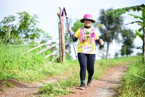 BIB: 2061
                            <button type="button" onclick="openModal(13253371)" class="btn btn-primary btn-sm float-right btn-popup" data-toggle="modal" data-target=".modal-high-quality">
                        <i class="fas fa-shopping-cart"></i> Add to Cart
                    </button>
                                            <button type="button" onclick="isThisMe(13253371, true)" class="btn btn-success btn-sm float-right btn-popup btn-isme hidden" data-toggle="tooltip" data-placement="bottom" title="นี่คือรูปของคุณใช่ไหม คลิกที่นี่เพื่อเอาเข้าอัลบั้ม">
                        <i class="fas fa-plus"></i> Add to album
                    </button>
                    <button type="button" onclick="isThisMe(13253371, false)" class="btn btn-warning btn-sm float-right btn-popup btn-isnotme hidden">
                        <i class="fas fa-ban"></i> Remove from album
                    </button>