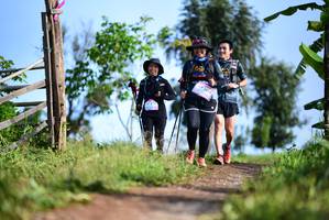 BIB: 
                            <button type="button" onclick="openModal(13250194)" class="btn btn-primary btn-sm float-right btn-popup" data-toggle="modal" data-target=".modal-high-quality">
                        <i class="fas fa-shopping-cart"></i> Add to Cart
                    </button>
                                            <button type="button" onclick="isThisMe(13250194, true)" class="btn btn-success btn-sm float-right btn-popup btn-isme hidden" data-toggle="tooltip" data-placement="bottom" title="นี่คือรูปของคุณใช่ไหม คลิกที่นี่เพื่อเอาเข้าอัลบั้ม">
                        <i class="fas fa-plus"></i> Add to album
                    </button>
                    <button type="button" onclick="isThisMe(13250194, false)" class="btn btn-warning btn-sm float-right btn-popup btn-isnotme hidden">
                        <i class="fas fa-ban"></i> Remove from album
                    </button>