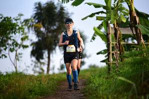 BIB: 401, 
                            <button type="button" onclick="openModal(13241007)" class="btn btn-primary btn-sm float-right btn-popup" data-toggle="modal" data-target=".modal-high-quality">
                        <i class="fas fa-shopping-cart"></i> Add to Cart
                    </button>
                                            <button type="button" onclick="isThisMe(13241007, true)" class="btn btn-success btn-sm float-right btn-popup btn-isme hidden" data-toggle="tooltip" data-placement="bottom" title="นี่คือรูปของคุณใช่ไหม คลิกที่นี่เพื่อเอาเข้าอัลบั้ม">
                        <i class="fas fa-plus"></i> Add to album
                    </button>
                    <button type="button" onclick="isThisMe(13241007, false)" class="btn btn-warning btn-sm float-right btn-popup btn-isnotme hidden">
                        <i class="fas fa-ban"></i> Remove from album
                    </button>