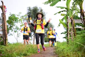 BIB: 4020
                            <button type="button" onclick="openModal(13241838)" class="btn btn-primary btn-sm float-right btn-popup" data-toggle="modal" data-target=".modal-high-quality">
                        <i class="fas fa-shopping-cart"></i> Add to Cart
                    </button>
                                            <button type="button" onclick="isThisMe(13241838, true)" class="btn btn-success btn-sm float-right btn-popup btn-isme hidden" data-toggle="tooltip" data-placement="bottom" title="นี่คือรูปของคุณใช่ไหม คลิกที่นี่เพื่อเอาเข้าอัลบั้ม">
                        <i class="fas fa-plus"></i> Add to album
                    </button>
                    <button type="button" onclick="isThisMe(13241838, false)" class="btn btn-warning btn-sm float-right btn-popup btn-isnotme hidden">
                        <i class="fas fa-ban"></i> Remove from album
                    </button>