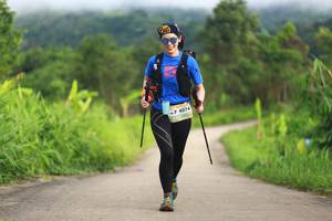 BIB: 4074
                            <button type="button" onclick="openModal(13304314)" class="btn btn-primary btn-sm float-right btn-popup" data-toggle="modal" data-target=".modal-high-quality">
                        <i class="fas fa-shopping-cart"></i> Add to Cart
                    </button>
                                            <button type="button" onclick="isThisMe(13304314, true)" class="btn btn-success btn-sm float-right btn-popup btn-isme hidden" data-toggle="tooltip" data-placement="bottom" title="นี่คือรูปของคุณใช่ไหม คลิกที่นี่เพื่อเอาเข้าอัลบั้ม">
                        <i class="fas fa-plus"></i> Add to album
                    </button>
                    <button type="button" onclick="isThisMe(13304314, false)" class="btn btn-warning btn-sm float-right btn-popup btn-isnotme hidden">
                        <i class="fas fa-ban"></i> Remove from album
                    </button>