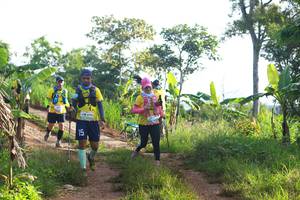 BIB: 4103
                            <button type="button" onclick="openModal(13305233)" class="btn btn-primary btn-sm float-right btn-popup" data-toggle="modal" data-target=".modal-high-quality">
                        <i class="fas fa-shopping-cart"></i> Add to Cart
                    </button>
                                            <button type="button" onclick="isThisMe(13305233, true)" class="btn btn-success btn-sm float-right btn-popup btn-isme hidden" data-toggle="tooltip" data-placement="bottom" title="นี่คือรูปของคุณใช่ไหม คลิกที่นี่เพื่อเอาเข้าอัลบั้ม">
                        <i class="fas fa-plus"></i> Add to album
                    </button>
                    <button type="button" onclick="isThisMe(13305233, false)" class="btn btn-warning btn-sm float-right btn-popup btn-isnotme hidden">
                        <i class="fas fa-ban"></i> Remove from album
                    </button>