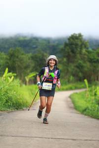 BIB: 4051
                            <button type="button" onclick="openModal(13304285)" class="btn btn-primary btn-sm float-right btn-popup" data-toggle="modal" data-target=".modal-high-quality">
                        <i class="fas fa-shopping-cart"></i> Add to Cart
                    </button>
                                            <button type="button" onclick="isThisMe(13304285, true)" class="btn btn-success btn-sm float-right btn-popup btn-isme hidden" data-toggle="tooltip" data-placement="bottom" title="นี่คือรูปของคุณใช่ไหม คลิกที่นี่เพื่อเอาเข้าอัลบั้ม">
                        <i class="fas fa-plus"></i> Add to album
                    </button>
                    <button type="button" onclick="isThisMe(13304285, false)" class="btn btn-warning btn-sm float-right btn-popup btn-isnotme hidden">
                        <i class="fas fa-ban"></i> Remove from album
                    </button>