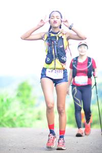 BIB: 2177
                            <button type="button" onclick="openModal(13307994)" class="btn btn-primary btn-sm float-right btn-popup" data-toggle="modal" data-target=".modal-high-quality">
                        <i class="fas fa-shopping-cart"></i> Add to Cart
                    </button>
                                            <button type="button" onclick="isThisMe(13307994, true)" class="btn btn-success btn-sm float-right btn-popup btn-isme hidden" data-toggle="tooltip" data-placement="bottom" title="นี่คือรูปของคุณใช่ไหม คลิกที่นี่เพื่อเอาเข้าอัลบั้ม">
                        <i class="fas fa-plus"></i> Add to album
                    </button>
                    <button type="button" onclick="isThisMe(13307994, false)" class="btn btn-warning btn-sm float-right btn-popup btn-isnotme hidden">
                        <i class="fas fa-ban"></i> Remove from album
                    </button>