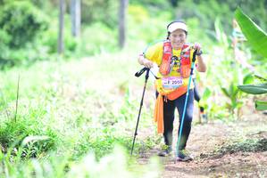 BIB: 2059
                            <button type="button" onclick="openModal(13312240)" class="btn btn-primary btn-sm float-right btn-popup" data-toggle="modal" data-target=".modal-high-quality">
                        <i class="fas fa-shopping-cart"></i> Add to Cart
                    </button>
                                            <button type="button" onclick="isThisMe(13312240, true)" class="btn btn-success btn-sm float-right btn-popup btn-isme hidden" data-toggle="tooltip" data-placement="bottom" title="นี่คือรูปของคุณใช่ไหม คลิกที่นี่เพื่อเอาเข้าอัลบั้ม">
                        <i class="fas fa-plus"></i> Add to album
                    </button>
                    <button type="button" onclick="isThisMe(13312240, false)" class="btn btn-warning btn-sm float-right btn-popup btn-isnotme hidden">
                        <i class="fas fa-ban"></i> Remove from album
                    </button>