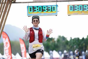 BIB: 030930, 0309, 3141, 
                            <button type="button" onclick="openModal(18325321)" class="btn btn-primary btn-sm float-right btn-popup" data-toggle="modal" data-target=".modal-high-quality">
                        <i class="fas fa-shopping-cart"></i> Add to Cart
                    </button>
                                            <button type="button" onclick="isThisMe(18325321, true)" class="btn btn-success btn-sm float-right btn-popup btn-isme hidden" data-toggle="tooltip" data-placement="bottom" title="นี่คือรูปของคุณใช่ไหม คลิกที่นี่เพื่อเอาเข้าอัลบั้ม">
                        <i class="fas fa-plus"></i> Add to album
                    </button>
                    <button type="button" onclick="isThisMe(18325321, false)" class="btn btn-warning btn-sm float-right btn-popup btn-isnotme hidden">
                        <i class="fas fa-ban"></i> Remove from album
                    </button>