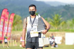 BIB: 3200
                            <button type="button" onclick="openModal(18311963)" class="btn btn-primary btn-sm float-right btn-popup" data-toggle="modal" data-target=".modal-high-quality">
                        <i class="fas fa-shopping-cart"></i> Add to Cart
                    </button>
                                            <button type="button" onclick="isThisMe(18311963, true)" class="btn btn-success btn-sm float-right btn-popup btn-isme hidden" data-toggle="tooltip" data-placement="bottom" title="นี่คือรูปของคุณใช่ไหม คลิกที่นี่เพื่อเอาเข้าอัลบั้ม">
                        <i class="fas fa-plus"></i> Add to album
                    </button>
                    <button type="button" onclick="isThisMe(18311963, false)" class="btn btn-warning btn-sm float-right btn-popup btn-isnotme hidden">
                        <i class="fas fa-ban"></i> Remove from album
                    </button>