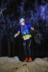 BIB: 
                            <button type="button" onclick="openModal(18347184)" class="btn btn-primary btn-sm float-right btn-popup" data-toggle="modal" data-target=".modal-high-quality">
                        <i class="fas fa-shopping-cart"></i> Add to Cart
                    </button>
                                            <button type="button" onclick="isThisMe(18347184, true)" class="btn btn-success btn-sm float-right btn-popup btn-isme hidden" data-toggle="tooltip" data-placement="bottom" title="นี่คือรูปของคุณใช่ไหม คลิกที่นี่เพื่อเอาเข้าอัลบั้ม">
                        <i class="fas fa-plus"></i> Add to album
                    </button>
                    <button type="button" onclick="isThisMe(18347184, false)" class="btn btn-warning btn-sm float-right btn-popup btn-isnotme hidden">
                        <i class="fas fa-ban"></i> Remove from album
                    </button>