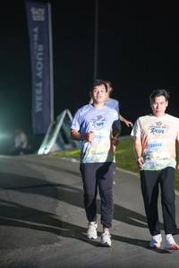 BIB: 
                            <button type="button" onclick="openModal(25233038)" class="btn btn-primary btn-sm float-right btn-popup" data-toggle="modal" data-target=".modal-high-quality">
                        <i class="fas fa-shopping-cart"></i> Add to Cart
                    </button>
                                            <button type="button" onclick="isThisMe(25233038, true)" class="btn btn-success btn-sm float-right btn-popup btn-isme hidden" data-toggle="tooltip" data-placement="bottom" title="นี่คือรูปของคุณใช่ไหม คลิกที่นี่เพื่อเอาเข้าอัลบั้ม">
                        <i class="fas fa-plus"></i> Add to album
                    </button>
                    <button type="button" onclick="isThisMe(25233038, false)" class="btn btn-warning btn-sm float-right btn-popup btn-isnotme hidden">
                        <i class="fas fa-ban"></i> Remove from album
                    </button>