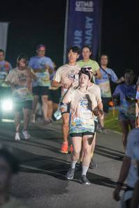 BIB: 
                            <button type="button" onclick="openModal(25232611)" class="btn btn-primary btn-sm float-right btn-popup" data-toggle="modal" data-target=".modal-high-quality">
                        <i class="fas fa-shopping-cart"></i> Add to Cart
                    </button>
                                            <button type="button" onclick="isThisMe(25232611, true)" class="btn btn-success btn-sm float-right btn-popup btn-isme hidden" data-toggle="tooltip" data-placement="bottom" title="นี่คือรูปของคุณใช่ไหม คลิกที่นี่เพื่อเอาเข้าอัลบั้ม">
                        <i class="fas fa-plus"></i> Add to album
                    </button>
                    <button type="button" onclick="isThisMe(25232611, false)" class="btn btn-warning btn-sm float-right btn-popup btn-isnotme hidden">
                        <i class="fas fa-ban"></i> Remove from album
                    </button>