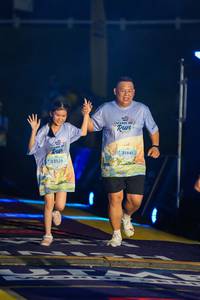 BIB: 
                            <button type="button" onclick="openModal(25223886)" class="btn btn-primary btn-sm float-right btn-popup" data-toggle="modal" data-target=".modal-high-quality">
                        <i class="fas fa-shopping-cart"></i> Add to Cart
                    </button>
                                            <button type="button" onclick="isThisMe(25223886, true)" class="btn btn-success btn-sm float-right btn-popup btn-isme hidden" data-toggle="tooltip" data-placement="bottom" title="นี่คือรูปของคุณใช่ไหม คลิกที่นี่เพื่อเอาเข้าอัลบั้ม">
                        <i class="fas fa-plus"></i> Add to album
                    </button>
                    <button type="button" onclick="isThisMe(25223886, false)" class="btn btn-warning btn-sm float-right btn-popup btn-isnotme hidden">
                        <i class="fas fa-ban"></i> Remove from album
                    </button>