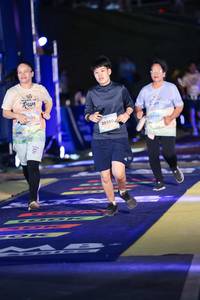 BIB: 
                            <button type="button" onclick="openModal(25253319)" class="btn btn-primary btn-sm float-right btn-popup" data-toggle="modal" data-target=".modal-high-quality">
                        <i class="fas fa-shopping-cart"></i> Add to Cart
                    </button>
                                            <button type="button" onclick="isThisMe(25253319, true)" class="btn btn-success btn-sm float-right btn-popup btn-isme hidden" data-toggle="tooltip" data-placement="bottom" title="นี่คือรูปของคุณใช่ไหม คลิกที่นี่เพื่อเอาเข้าอัลบั้ม">
                        <i class="fas fa-plus"></i> Add to album
                    </button>
                    <button type="button" onclick="isThisMe(25253319, false)" class="btn btn-warning btn-sm float-right btn-popup btn-isnotme hidden">
                        <i class="fas fa-ban"></i> Remove from album
                    </button>