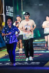 BIB: 
                            <button type="button" onclick="openModal(25223625)" class="btn btn-primary btn-sm float-right btn-popup" data-toggle="modal" data-target=".modal-high-quality">
                        <i class="fas fa-shopping-cart"></i> Add to Cart
                    </button>
                                            <button type="button" onclick="isThisMe(25223625, true)" class="btn btn-success btn-sm float-right btn-popup btn-isme hidden" data-toggle="tooltip" data-placement="bottom" title="นี่คือรูปของคุณใช่ไหม คลิกที่นี่เพื่อเอาเข้าอัลบั้ม">
                        <i class="fas fa-plus"></i> Add to album
                    </button>
                    <button type="button" onclick="isThisMe(25223625, false)" class="btn btn-warning btn-sm float-right btn-popup btn-isnotme hidden">
                        <i class="fas fa-ban"></i> Remove from album
                    </button>