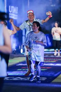 BIB: 
                            <button type="button" onclick="openModal(25225275)" class="btn btn-primary btn-sm float-right btn-popup" data-toggle="modal" data-target=".modal-high-quality">
                        <i class="fas fa-shopping-cart"></i> Add to Cart
                    </button>
                                            <button type="button" onclick="isThisMe(25225275, true)" class="btn btn-success btn-sm float-right btn-popup btn-isme hidden" data-toggle="tooltip" data-placement="bottom" title="นี่คือรูปของคุณใช่ไหม คลิกที่นี่เพื่อเอาเข้าอัลบั้ม">
                        <i class="fas fa-plus"></i> Add to album
                    </button>
                    <button type="button" onclick="isThisMe(25225275, false)" class="btn btn-warning btn-sm float-right btn-popup btn-isnotme hidden">
                        <i class="fas fa-ban"></i> Remove from album
                    </button>