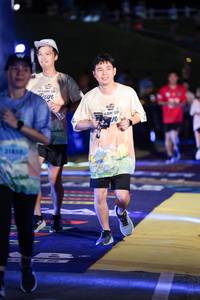 BIB: 
                            <button type="button" onclick="openModal(25251631)" class="btn btn-primary btn-sm float-right btn-popup" data-toggle="modal" data-target=".modal-high-quality">
                        <i class="fas fa-shopping-cart"></i> Add to Cart
                    </button>
                                            <button type="button" onclick="isThisMe(25251631, true)" class="btn btn-success btn-sm float-right btn-popup btn-isme hidden" data-toggle="tooltip" data-placement="bottom" title="นี่คือรูปของคุณใช่ไหม คลิกที่นี่เพื่อเอาเข้าอัลบั้ม">
                        <i class="fas fa-plus"></i> Add to album
                    </button>
                    <button type="button" onclick="isThisMe(25251631, false)" class="btn btn-warning btn-sm float-right btn-popup btn-isnotme hidden">
                        <i class="fas fa-ban"></i> Remove from album
                    </button>