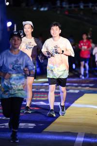 BIB: 
                            <button type="button" onclick="openModal(25251625)" class="btn btn-primary btn-sm float-right btn-popup" data-toggle="modal" data-target=".modal-high-quality">
                        <i class="fas fa-shopping-cart"></i> Add to Cart
                    </button>
                                            <button type="button" onclick="isThisMe(25251625, true)" class="btn btn-success btn-sm float-right btn-popup btn-isme hidden" data-toggle="tooltip" data-placement="bottom" title="นี่คือรูปของคุณใช่ไหม คลิกที่นี่เพื่อเอาเข้าอัลบั้ม">
                        <i class="fas fa-plus"></i> Add to album
                    </button>
                    <button type="button" onclick="isThisMe(25251625, false)" class="btn btn-warning btn-sm float-right btn-popup btn-isnotme hidden">
                        <i class="fas fa-ban"></i> Remove from album
                    </button>