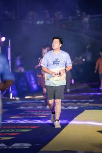 BIB: 
                            <button type="button" onclick="openModal(25225160)" class="btn btn-primary btn-sm float-right btn-popup" data-toggle="modal" data-target=".modal-high-quality">
                        <i class="fas fa-shopping-cart"></i> Add to Cart
                    </button>
                                            <button type="button" onclick="isThisMe(25225160, true)" class="btn btn-success btn-sm float-right btn-popup btn-isme hidden" data-toggle="tooltip" data-placement="bottom" title="นี่คือรูปของคุณใช่ไหม คลิกที่นี่เพื่อเอาเข้าอัลบั้ม">
                        <i class="fas fa-plus"></i> Add to album
                    </button>
                    <button type="button" onclick="isThisMe(25225160, false)" class="btn btn-warning btn-sm float-right btn-popup btn-isnotme hidden">
                        <i class="fas fa-ban"></i> Remove from album
                    </button>