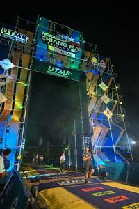 BIB: 
                            <button type="button" onclick="openModal(25223143)" class="btn btn-primary btn-sm float-right btn-popup" data-toggle="modal" data-target=".modal-high-quality">
                        <i class="fas fa-shopping-cart"></i> Add to Cart
                    </button>
                                            <button type="button" onclick="isThisMe(25223143, true)" class="btn btn-success btn-sm float-right btn-popup btn-isme hidden" data-toggle="tooltip" data-placement="bottom" title="นี่คือรูปของคุณใช่ไหม คลิกที่นี่เพื่อเอาเข้าอัลบั้ม">
                        <i class="fas fa-plus"></i> Add to album
                    </button>
                    <button type="button" onclick="isThisMe(25223143, false)" class="btn btn-warning btn-sm float-right btn-popup btn-isnotme hidden">
                        <i class="fas fa-ban"></i> Remove from album
                    </button>