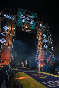 BIB: 
                            <button type="button" onclick="openModal(25221917)" class="btn btn-primary btn-sm float-right btn-popup" data-toggle="modal" data-target=".modal-high-quality">
                        <i class="fas fa-shopping-cart"></i> Add to Cart
                    </button>
                                            <button type="button" onclick="isThisMe(25221917, true)" class="btn btn-success btn-sm float-right btn-popup btn-isme hidden" data-toggle="tooltip" data-placement="bottom" title="นี่คือรูปของคุณใช่ไหม คลิกที่นี่เพื่อเอาเข้าอัลบั้ม">
                        <i class="fas fa-plus"></i> Add to album
                    </button>
                    <button type="button" onclick="isThisMe(25221917, false)" class="btn btn-warning btn-sm float-right btn-popup btn-isnotme hidden">
                        <i class="fas fa-ban"></i> Remove from album
                    </button>