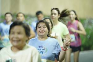 BIB: 
                            <button type="button" onclick="openModal(25223331)" class="btn btn-primary btn-sm float-right btn-popup" data-toggle="modal" data-target=".modal-high-quality">
                        <i class="fas fa-shopping-cart"></i> Add to Cart
                    </button>
                                            <button type="button" onclick="isThisMe(25223331, true)" class="btn btn-success btn-sm float-right btn-popup btn-isme hidden" data-toggle="tooltip" data-placement="bottom" title="นี่คือรูปของคุณใช่ไหม คลิกที่นี่เพื่อเอาเข้าอัลบั้ม">
                        <i class="fas fa-plus"></i> Add to album
                    </button>
                    <button type="button" onclick="isThisMe(25223331, false)" class="btn btn-warning btn-sm float-right btn-popup btn-isnotme hidden">
                        <i class="fas fa-ban"></i> Remove from album
                    </button>