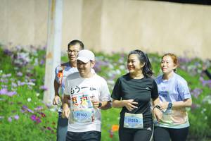 BIB: 
                            <button type="button" onclick="openModal(25223408)" class="btn btn-primary btn-sm float-right btn-popup" data-toggle="modal" data-target=".modal-high-quality">
                        <i class="fas fa-shopping-cart"></i> Add to Cart
                    </button>
                                            <button type="button" onclick="isThisMe(25223408, true)" class="btn btn-success btn-sm float-right btn-popup btn-isme hidden" data-toggle="tooltip" data-placement="bottom" title="นี่คือรูปของคุณใช่ไหม คลิกที่นี่เพื่อเอาเข้าอัลบั้ม">
                        <i class="fas fa-plus"></i> Add to album
                    </button>
                    <button type="button" onclick="isThisMe(25223408, false)" class="btn btn-warning btn-sm float-right btn-popup btn-isnotme hidden">
                        <i class="fas fa-ban"></i> Remove from album
                    </button>