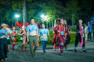 BIB: 
                            <button type="button" onclick="openModal(25218489)" class="btn btn-primary btn-sm float-right btn-popup" data-toggle="modal" data-target=".modal-high-quality">
                        <i class="fas fa-shopping-cart"></i> Add to Cart
                    </button>
                                            <button type="button" onclick="isThisMe(25218489, true)" class="btn btn-success btn-sm float-right btn-popup btn-isme hidden" data-toggle="tooltip" data-placement="bottom" title="นี่คือรูปของคุณใช่ไหม คลิกที่นี่เพื่อเอาเข้าอัลบั้ม">
                        <i class="fas fa-plus"></i> Add to album
                    </button>
                    <button type="button" onclick="isThisMe(25218489, false)" class="btn btn-warning btn-sm float-right btn-popup btn-isnotme hidden">
                        <i class="fas fa-ban"></i> Remove from album
                    </button>