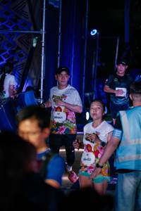 BIB: 
                            <button type="button" onclick="openModal(26905303)" class="btn btn-primary btn-sm float-right btn-popup" data-toggle="modal" data-target=".modal-high-quality">
                        <i class="fas fa-shopping-cart"></i> Add to Cart
                    </button>
                                            <button type="button" onclick="isThisMe(26905303, true)" class="btn btn-success btn-sm float-right btn-popup btn-isme hidden" data-toggle="tooltip" data-placement="bottom" title="นี่คือรูปของคุณใช่ไหม คลิกที่นี่เพื่อเอาเข้าอัลบั้ม">
                        <i class="fas fa-plus"></i> Add to album
                    </button>
                    <button type="button" onclick="isThisMe(26905303, false)" class="btn btn-warning btn-sm float-right btn-popup btn-isnotme hidden">
                        <i class="fas fa-ban"></i> Remove from album
                    </button>