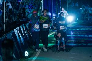 BIB: 
                            <button type="button" onclick="openModal(26905903)" class="btn btn-primary btn-sm float-right btn-popup" data-toggle="modal" data-target=".modal-high-quality">
                        <i class="fas fa-shopping-cart"></i> Add to Cart
                    </button>
                                            <button type="button" onclick="isThisMe(26905903, true)" class="btn btn-success btn-sm float-right btn-popup btn-isme hidden" data-toggle="tooltip" data-placement="bottom" title="นี่คือรูปของคุณใช่ไหม คลิกที่นี่เพื่อเอาเข้าอัลบั้ม">
                        <i class="fas fa-plus"></i> Add to album
                    </button>
                    <button type="button" onclick="isThisMe(26905903, false)" class="btn btn-warning btn-sm float-right btn-popup btn-isnotme hidden">
                        <i class="fas fa-ban"></i> Remove from album
                    </button>