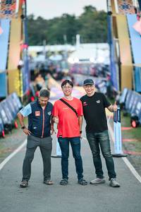 BIB: 
                            <button type="button" onclick="openModal(26898720)" class="btn btn-primary btn-sm float-right btn-popup" data-toggle="modal" data-target=".modal-high-quality">
                        <i class="fas fa-shopping-cart"></i> Add to Cart
                    </button>
                                            <button type="button" onclick="isThisMe(26898720, true)" class="btn btn-success btn-sm float-right btn-popup btn-isme hidden" data-toggle="tooltip" data-placement="bottom" title="นี่คือรูปของคุณใช่ไหม คลิกที่นี่เพื่อเอาเข้าอัลบั้ม">
                        <i class="fas fa-plus"></i> Add to album
                    </button>
                    <button type="button" onclick="isThisMe(26898720, false)" class="btn btn-warning btn-sm float-right btn-popup btn-isnotme hidden">
                        <i class="fas fa-ban"></i> Remove from album
                    </button>