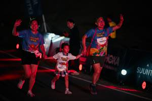 BIB: 
                            <button type="button" onclick="openModal(26835105)" class="btn btn-primary btn-sm float-right btn-popup" data-toggle="modal" data-target=".modal-high-quality">
                        <i class="fas fa-shopping-cart"></i> Add to Cart
                    </button>
                                            <button type="button" onclick="isThisMe(26835105, true)" class="btn btn-success btn-sm float-right btn-popup btn-isme hidden" data-toggle="tooltip" data-placement="bottom" title="นี่คือรูปของคุณใช่ไหม คลิกที่นี่เพื่อเอาเข้าอัลบั้ม">
                        <i class="fas fa-plus"></i> Add to album
                    </button>
                    <button type="button" onclick="isThisMe(26835105, false)" class="btn btn-warning btn-sm float-right btn-popup btn-isnotme hidden">
                        <i class="fas fa-ban"></i> Remove from album
                    </button>