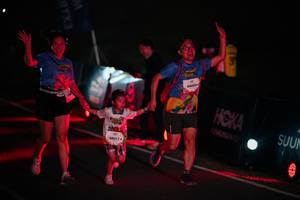 BIB: 
                            <button type="button" onclick="openModal(26835104)" class="btn btn-primary btn-sm float-right btn-popup" data-toggle="modal" data-target=".modal-high-quality">
                        <i class="fas fa-shopping-cart"></i> Add to Cart
                    </button>
                                            <button type="button" onclick="isThisMe(26835104, true)" class="btn btn-success btn-sm float-right btn-popup btn-isme hidden" data-toggle="tooltip" data-placement="bottom" title="นี่คือรูปของคุณใช่ไหม คลิกที่นี่เพื่อเอาเข้าอัลบั้ม">
                        <i class="fas fa-plus"></i> Add to album
                    </button>
                    <button type="button" onclick="isThisMe(26835104, false)" class="btn btn-warning btn-sm float-right btn-popup btn-isnotme hidden">
                        <i class="fas fa-ban"></i> Remove from album
                    </button>