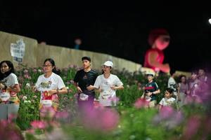 BIB: 
                            <button type="button" onclick="openModal(26834477)" class="btn btn-primary btn-sm float-right btn-popup" data-toggle="modal" data-target=".modal-high-quality">
                        <i class="fas fa-shopping-cart"></i> Add to Cart
                    </button>
                                            <button type="button" onclick="isThisMe(26834477, true)" class="btn btn-success btn-sm float-right btn-popup btn-isme hidden" data-toggle="tooltip" data-placement="bottom" title="นี่คือรูปของคุณใช่ไหม คลิกที่นี่เพื่อเอาเข้าอัลบั้ม">
                        <i class="fas fa-plus"></i> Add to album
                    </button>
                    <button type="button" onclick="isThisMe(26834477, false)" class="btn btn-warning btn-sm float-right btn-popup btn-isnotme hidden">
                        <i class="fas fa-ban"></i> Remove from album
                    </button>