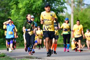 BIB: 0780
                            <button type="button" onclick="openModal(5145826)" class="btn btn-primary btn-sm float-right btn-popup" data-toggle="modal" data-target=".modal-high-quality">
                        <i class="fas fa-shopping-cart"></i> Add to Cart
                    </button>
                                            <button type="button" onclick="isThisMe(5145826, true)" class="btn btn-success btn-sm float-right btn-popup btn-isme hidden" data-toggle="tooltip" data-placement="bottom" title="นี่คือรูปของคุณใช่ไหม คลิกที่นี่เพื่อเอาเข้าอัลบั้ม">
                        <i class="fas fa-plus"></i> Add to album
                    </button>
                    <button type="button" onclick="isThisMe(5145826, false)" class="btn btn-warning btn-sm float-right btn-popup btn-isnotme hidden">
                        <i class="fas fa-ban"></i> Remove from album
                    </button>