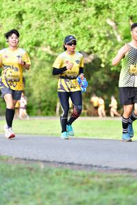 BIB: 1081, 0425
                            <button type="button" onclick="openModal(5103422)" class="btn btn-primary btn-sm float-right btn-popup" data-toggle="modal" data-target=".modal-high-quality">
                        <i class="fas fa-shopping-cart"></i> Add to Cart
                    </button>
                                            <button type="button" onclick="isThisMe(5103422, true)" class="btn btn-success btn-sm float-right btn-popup btn-isme hidden" data-toggle="tooltip" data-placement="bottom" title="นี่คือรูปของคุณใช่ไหม คลิกที่นี่เพื่อเอาเข้าอัลบั้ม">
                        <i class="fas fa-plus"></i> Add to album
                    </button>
                    <button type="button" onclick="isThisMe(5103422, false)" class="btn btn-warning btn-sm float-right btn-popup btn-isnotme hidden">
                        <i class="fas fa-ban"></i> Remove from album
                    </button>