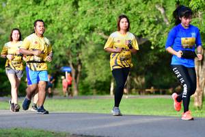 BIB: 
                            <button type="button" onclick="openModal(5145075)" class="btn btn-primary btn-sm float-right btn-popup" data-toggle="modal" data-target=".modal-high-quality">
                        <i class="fas fa-shopping-cart"></i> Add to Cart
                    </button>
                                            <button type="button" onclick="isThisMe(5145075, true)" class="btn btn-success btn-sm float-right btn-popup btn-isme hidden" data-toggle="tooltip" data-placement="bottom" title="นี่คือรูปของคุณใช่ไหม คลิกที่นี่เพื่อเอาเข้าอัลบั้ม">
                        <i class="fas fa-plus"></i> Add to album
                    </button>
                    <button type="button" onclick="isThisMe(5145075, false)" class="btn btn-warning btn-sm float-right btn-popup btn-isnotme hidden">
                        <i class="fas fa-ban"></i> Remove from album
                    </button>