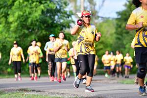 BIB: 541
                            <button type="button" onclick="openModal(5145310)" class="btn btn-primary btn-sm float-right btn-popup" data-toggle="modal" data-target=".modal-high-quality">
                        <i class="fas fa-shopping-cart"></i> Add to Cart
                    </button>
                                            <button type="button" onclick="isThisMe(5145310, true)" class="btn btn-success btn-sm float-right btn-popup btn-isme hidden" data-toggle="tooltip" data-placement="bottom" title="นี่คือรูปของคุณใช่ไหม คลิกที่นี่เพื่อเอาเข้าอัลบั้ม">
                        <i class="fas fa-plus"></i> Add to album
                    </button>
                    <button type="button" onclick="isThisMe(5145310, false)" class="btn btn-warning btn-sm float-right btn-popup btn-isnotme hidden">
                        <i class="fas fa-ban"></i> Remove from album
                    </button>