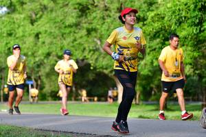 BIB: 1047
                            <button type="button" onclick="openModal(5146047)" class="btn btn-primary btn-sm float-right btn-popup" data-toggle="modal" data-target=".modal-high-quality">
                        <i class="fas fa-shopping-cart"></i> Add to Cart
                    </button>
                                            <button type="button" onclick="isThisMe(5146047, true)" class="btn btn-success btn-sm float-right btn-popup btn-isme hidden" data-toggle="tooltip" data-placement="bottom" title="นี่คือรูปของคุณใช่ไหม คลิกที่นี่เพื่อเอาเข้าอัลบั้ม">
                        <i class="fas fa-plus"></i> Add to album
                    </button>
                    <button type="button" onclick="isThisMe(5146047, false)" class="btn btn-warning btn-sm float-right btn-popup btn-isnotme hidden">
                        <i class="fas fa-ban"></i> Remove from album
                    </button>