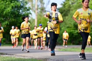 BIB: 0280
                            <button type="button" onclick="openModal(5144805)" class="btn btn-primary btn-sm float-right btn-popup" data-toggle="modal" data-target=".modal-high-quality">
                        <i class="fas fa-shopping-cart"></i> Add to Cart
                    </button>
                                            <button type="button" onclick="isThisMe(5144805, true)" class="btn btn-success btn-sm float-right btn-popup btn-isme hidden" data-toggle="tooltip" data-placement="bottom" title="นี่คือรูปของคุณใช่ไหม คลิกที่นี่เพื่อเอาเข้าอัลบั้ม">
                        <i class="fas fa-plus"></i> Add to album
                    </button>
                    <button type="button" onclick="isThisMe(5144805, false)" class="btn btn-warning btn-sm float-right btn-popup btn-isnotme hidden">
                        <i class="fas fa-ban"></i> Remove from album
                    </button>