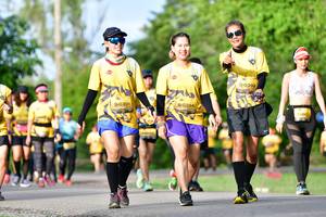 BIB: 0392, 0391, 0394
                            <button type="button" onclick="openModal(5145545)" class="btn btn-primary btn-sm float-right btn-popup" data-toggle="modal" data-target=".modal-high-quality">
                        <i class="fas fa-shopping-cart"></i> Add to Cart
                    </button>
                                            <button type="button" onclick="isThisMe(5145545, true)" class="btn btn-success btn-sm float-right btn-popup btn-isme hidden" data-toggle="tooltip" data-placement="bottom" title="นี่คือรูปของคุณใช่ไหม คลิกที่นี่เพื่อเอาเข้าอัลบั้ม">
                        <i class="fas fa-plus"></i> Add to album
                    </button>
                    <button type="button" onclick="isThisMe(5145545, false)" class="btn btn-warning btn-sm float-right btn-popup btn-isnotme hidden">
                        <i class="fas fa-ban"></i> Remove from album
                    </button>