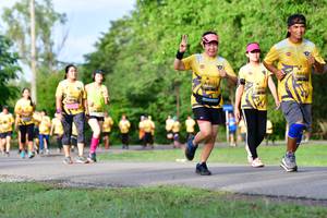 BIB: 131, 132
                            <button type="button" onclick="openModal(5145996)" class="btn btn-primary btn-sm float-right btn-popup" data-toggle="modal" data-target=".modal-high-quality">
                        <i class="fas fa-shopping-cart"></i> Add to Cart
                    </button>
                                            <button type="button" onclick="isThisMe(5145996, true)" class="btn btn-success btn-sm float-right btn-popup btn-isme hidden" data-toggle="tooltip" data-placement="bottom" title="นี่คือรูปของคุณใช่ไหม คลิกที่นี่เพื่อเอาเข้าอัลบั้ม">
                        <i class="fas fa-plus"></i> Add to album
                    </button>
                    <button type="button" onclick="isThisMe(5145996, false)" class="btn btn-warning btn-sm float-right btn-popup btn-isnotme hidden">
                        <i class="fas fa-ban"></i> Remove from album
                    </button>