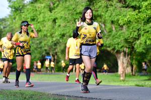 BIB: 0471
                            <button type="button" onclick="openModal(5145932)" class="btn btn-primary btn-sm float-right btn-popup" data-toggle="modal" data-target=".modal-high-quality">
                        <i class="fas fa-shopping-cart"></i> Add to Cart
                    </button>
                                            <button type="button" onclick="isThisMe(5145932, true)" class="btn btn-success btn-sm float-right btn-popup btn-isme hidden" data-toggle="tooltip" data-placement="bottom" title="นี่คือรูปของคุณใช่ไหม คลิกที่นี่เพื่อเอาเข้าอัลบั้ม">
                        <i class="fas fa-plus"></i> Add to album
                    </button>
                    <button type="button" onclick="isThisMe(5145932, false)" class="btn btn-warning btn-sm float-right btn-popup btn-isnotme hidden">
                        <i class="fas fa-ban"></i> Remove from album
                    </button>