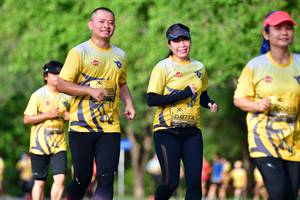 BIB: 0215, 0772
                            <button type="button" onclick="openModal(5145261)" class="btn btn-primary btn-sm float-right btn-popup" data-toggle="modal" data-target=".modal-high-quality">
                        <i class="fas fa-shopping-cart"></i> Add to Cart
                    </button>
                                            <button type="button" onclick="isThisMe(5145261, true)" class="btn btn-success btn-sm float-right btn-popup btn-isme hidden" data-toggle="tooltip" data-placement="bottom" title="นี่คือรูปของคุณใช่ไหม คลิกที่นี่เพื่อเอาเข้าอัลบั้ม">
                        <i class="fas fa-plus"></i> Add to album
                    </button>
                    <button type="button" onclick="isThisMe(5145261, false)" class="btn btn-warning btn-sm float-right btn-popup btn-isnotme hidden">
                        <i class="fas fa-ban"></i> Remove from album
                    </button>