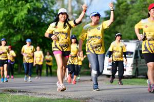 BIB: 0745, 743
                            <button type="button" onclick="openModal(5146653)" class="btn btn-primary btn-sm float-right btn-popup" data-toggle="modal" data-target=".modal-high-quality">
                        <i class="fas fa-shopping-cart"></i> Add to Cart
                    </button>
                                            <button type="button" onclick="isThisMe(5146653, true)" class="btn btn-success btn-sm float-right btn-popup btn-isme hidden" data-toggle="tooltip" data-placement="bottom" title="นี่คือรูปของคุณใช่ไหม คลิกที่นี่เพื่อเอาเข้าอัลบั้ม">
                        <i class="fas fa-plus"></i> Add to album
                    </button>
                    <button type="button" onclick="isThisMe(5146653, false)" class="btn btn-warning btn-sm float-right btn-popup btn-isnotme hidden">
                        <i class="fas fa-ban"></i> Remove from album
                    </button>