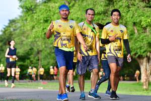 BIB: 0444, 0442
                            <button type="button" onclick="openModal(5145298)" class="btn btn-primary btn-sm float-right btn-popup" data-toggle="modal" data-target=".modal-high-quality">
                        <i class="fas fa-shopping-cart"></i> Add to Cart
                    </button>
                                            <button type="button" onclick="isThisMe(5145298, true)" class="btn btn-success btn-sm float-right btn-popup btn-isme hidden" data-toggle="tooltip" data-placement="bottom" title="นี่คือรูปของคุณใช่ไหม คลิกที่นี่เพื่อเอาเข้าอัลบั้ม">
                        <i class="fas fa-plus"></i> Add to album
                    </button>
                    <button type="button" onclick="isThisMe(5145298, false)" class="btn btn-warning btn-sm float-right btn-popup btn-isnotme hidden">
                        <i class="fas fa-ban"></i> Remove from album
                    </button>